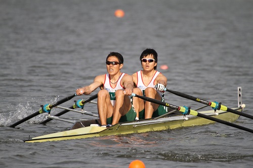 お花見レガッタ　男子ダブルスカル　決勝レース